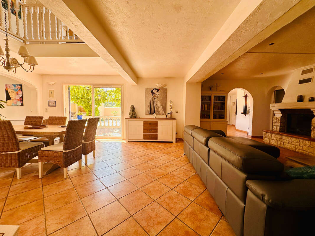 Maison à PEYMEINADE