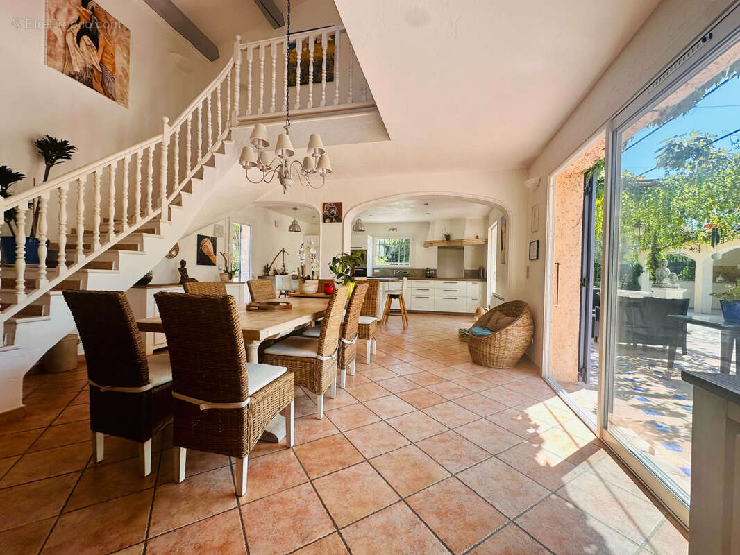 Maison à PEYMEINADE