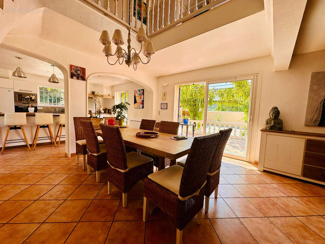 Maison à PEYMEINADE