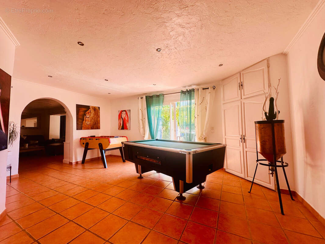 Maison à PEYMEINADE