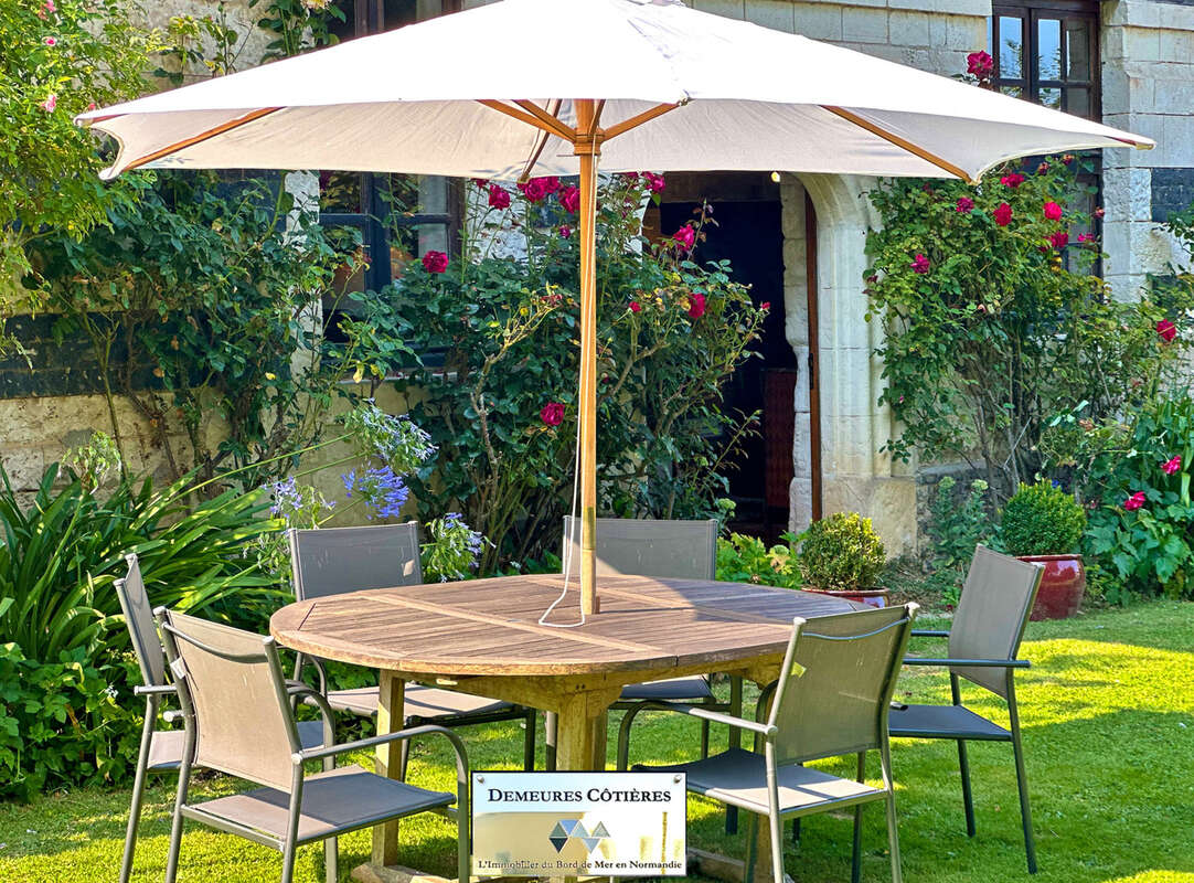 Maison à MONTIVILLIERS