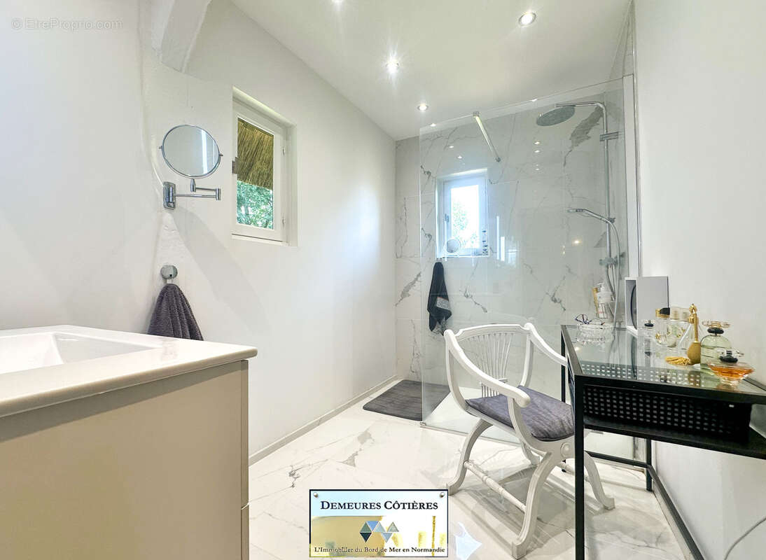 Maison à MONTIVILLIERS