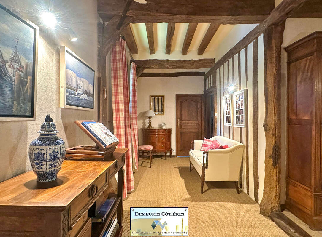 Maison à MONTIVILLIERS