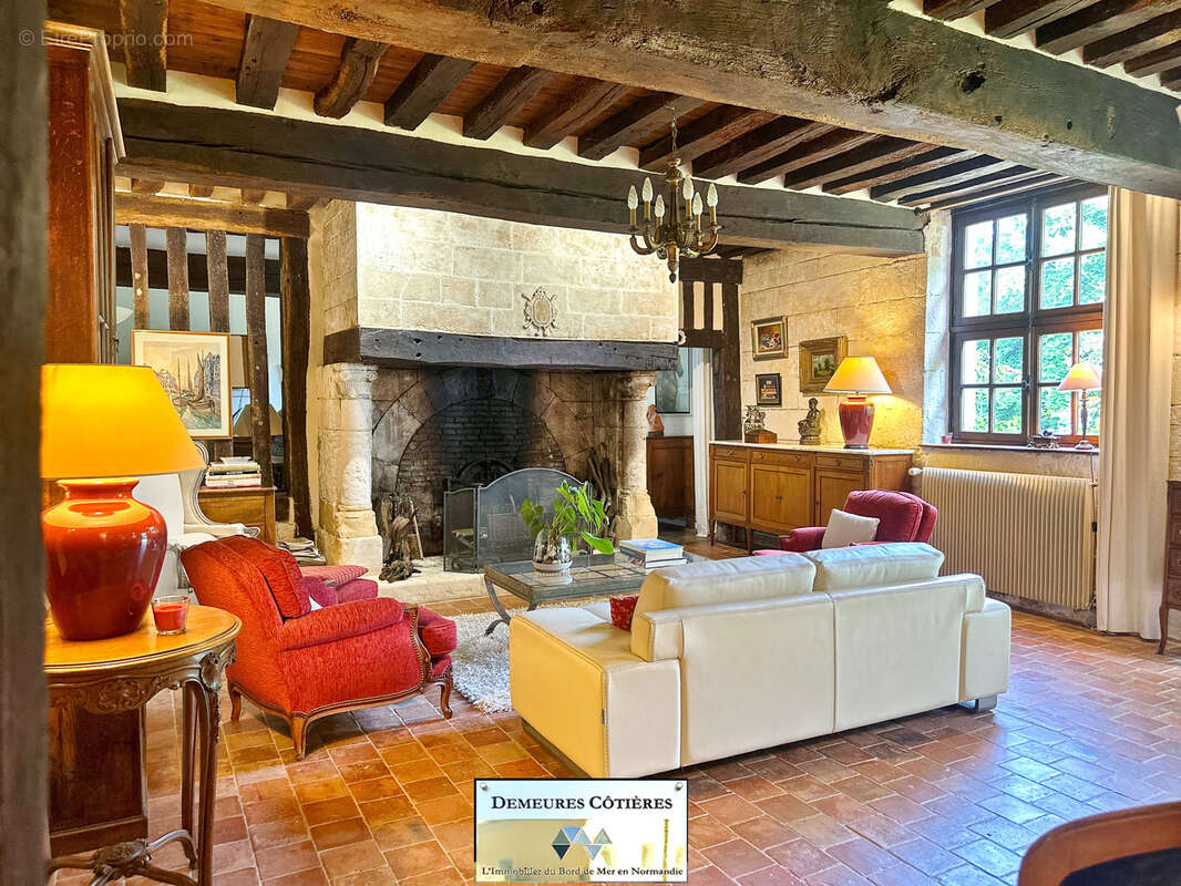 Maison à MONTIVILLIERS