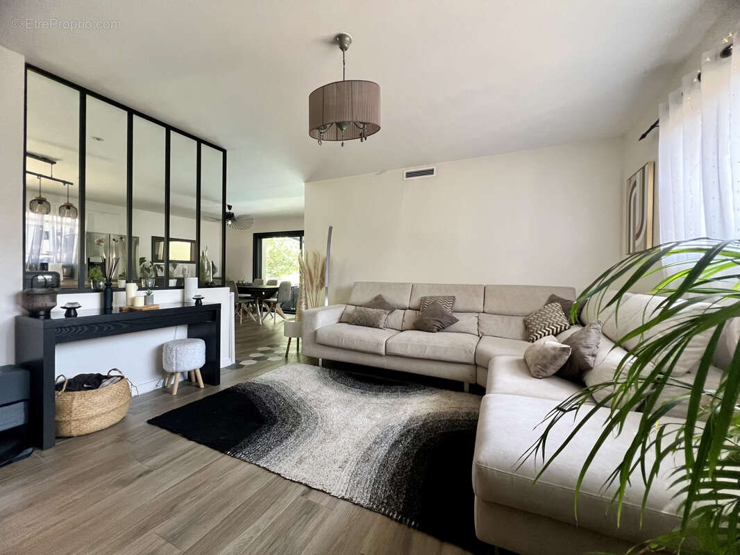 Maison à L&#039;ISLE-JOURDAIN