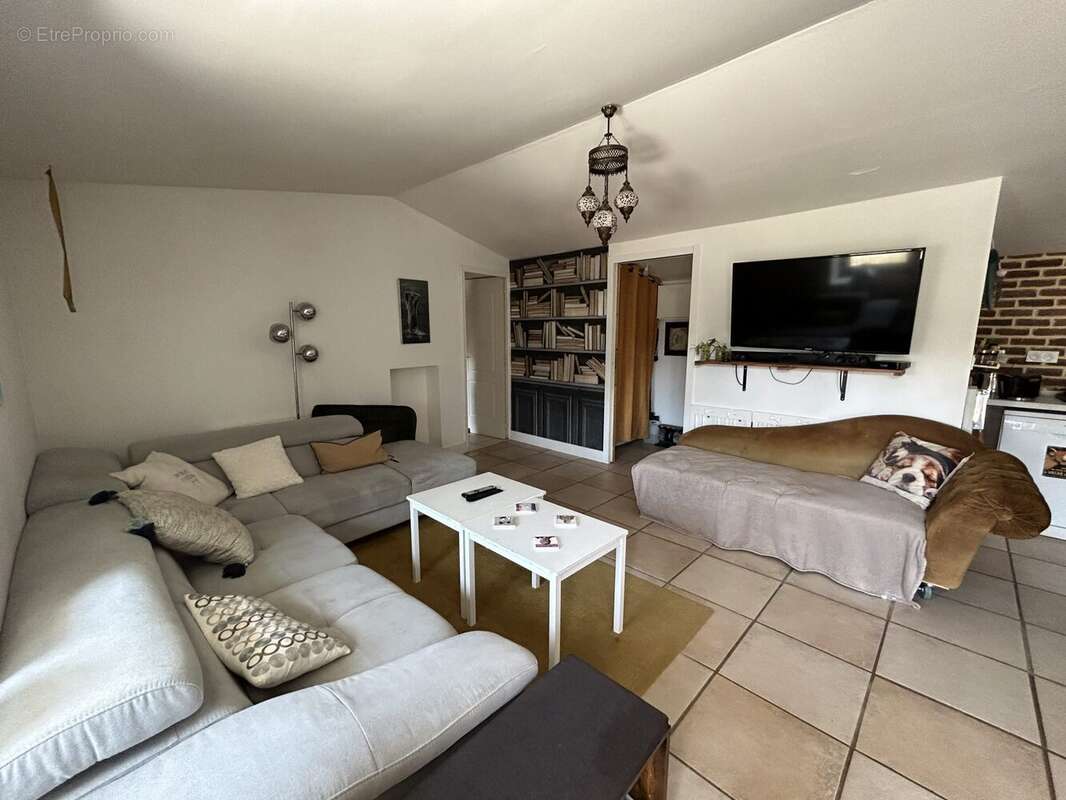 Maison à GROSBREUIL