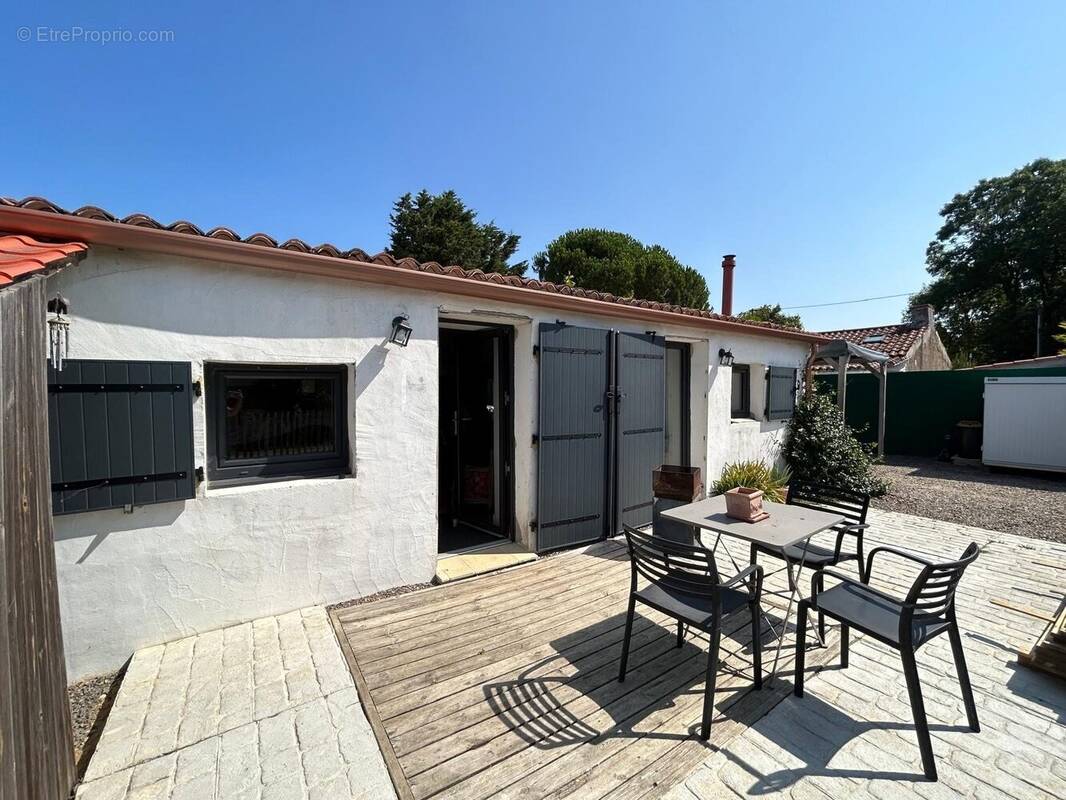 Maison à GROSBREUIL