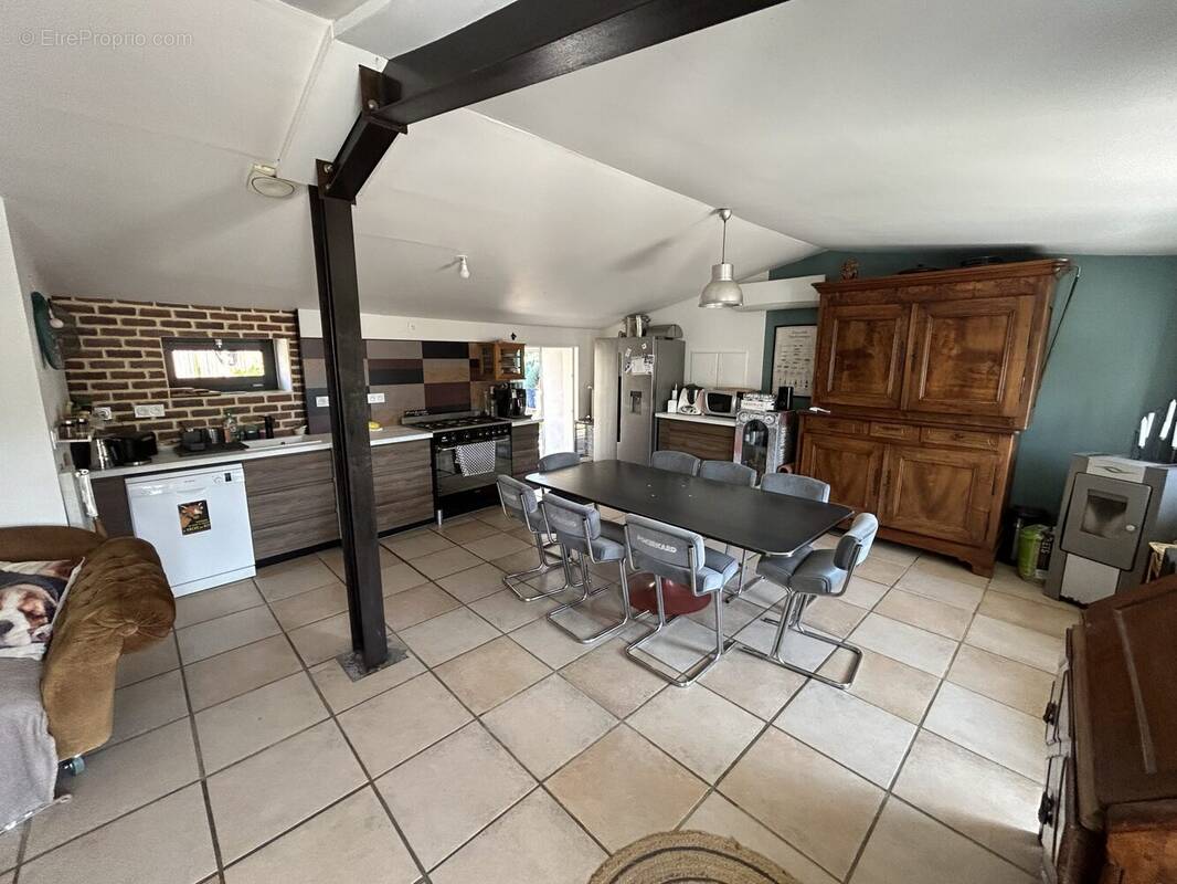 Maison à GROSBREUIL