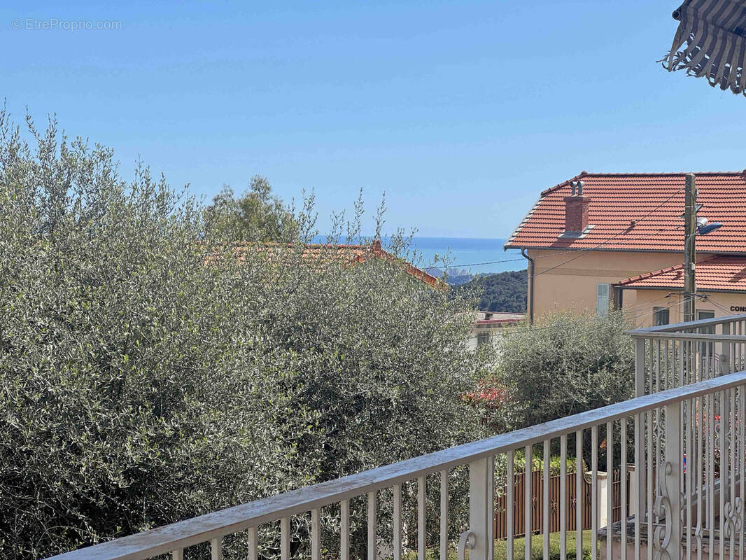 Appartement à VENCE