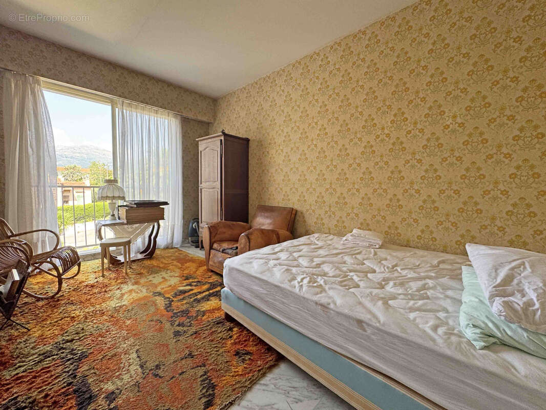 Appartement à VENCE