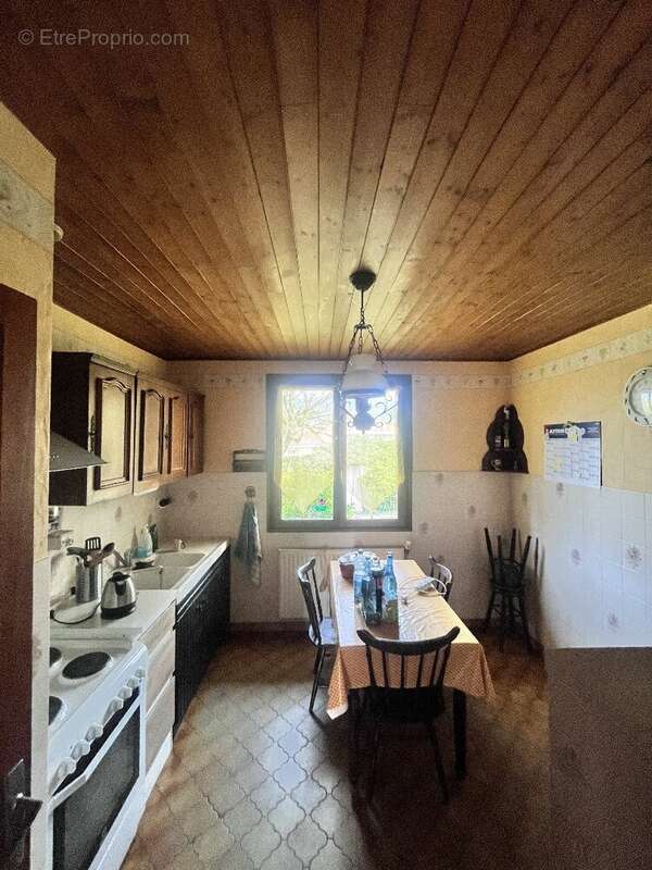 Maison à VETRAZ-MONTHOUX