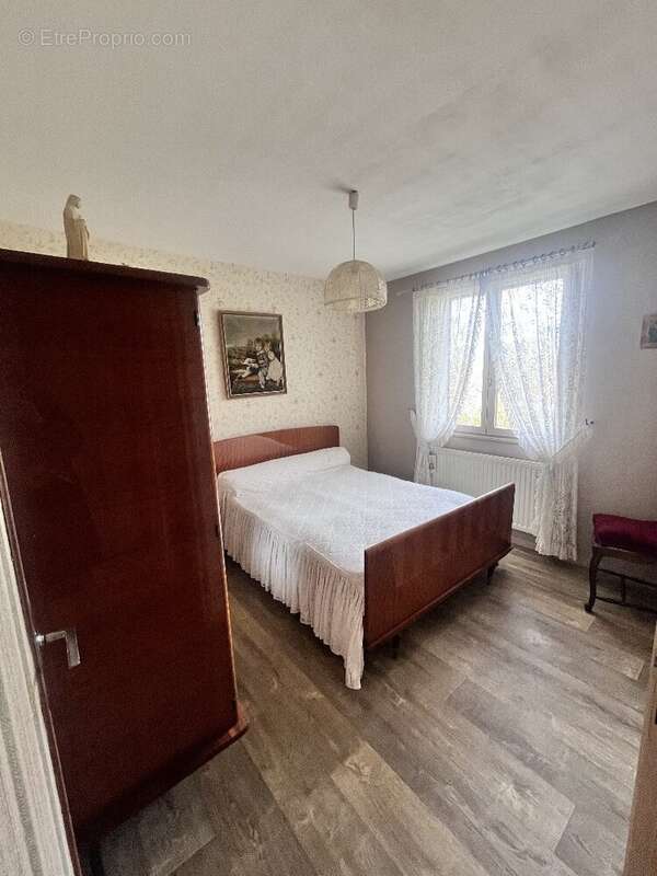 Maison à VETRAZ-MONTHOUX