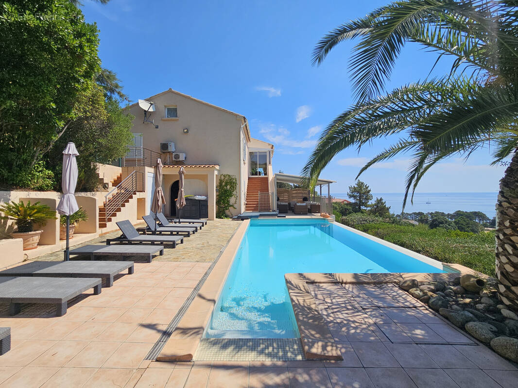 Maison à SARI-SOLENZARA