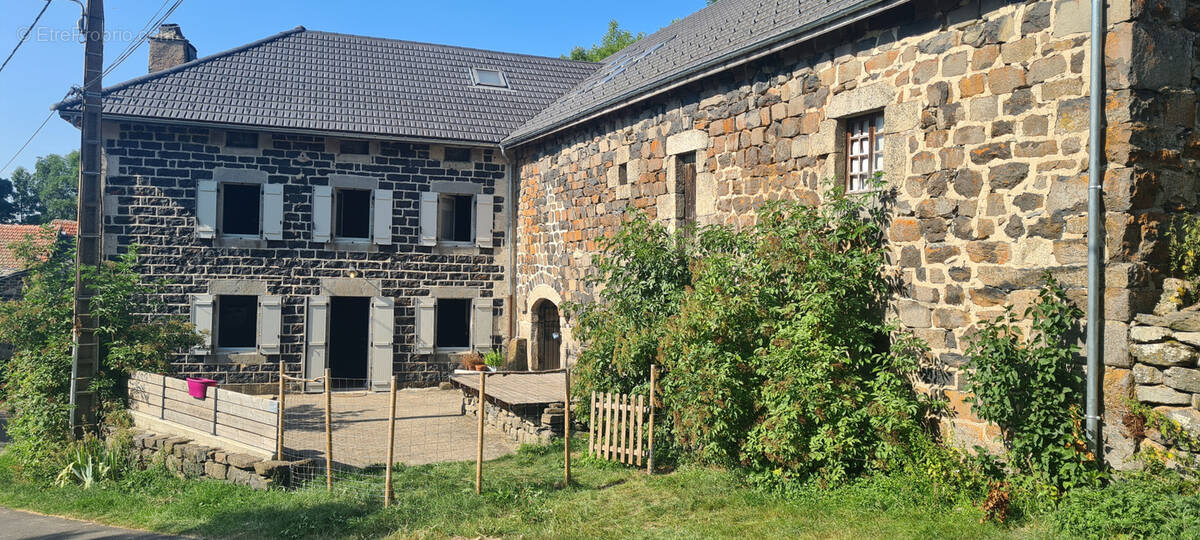 Maison à LES VASTRES