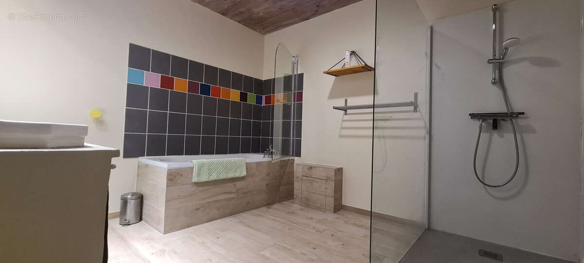 Maison à LES VASTRES