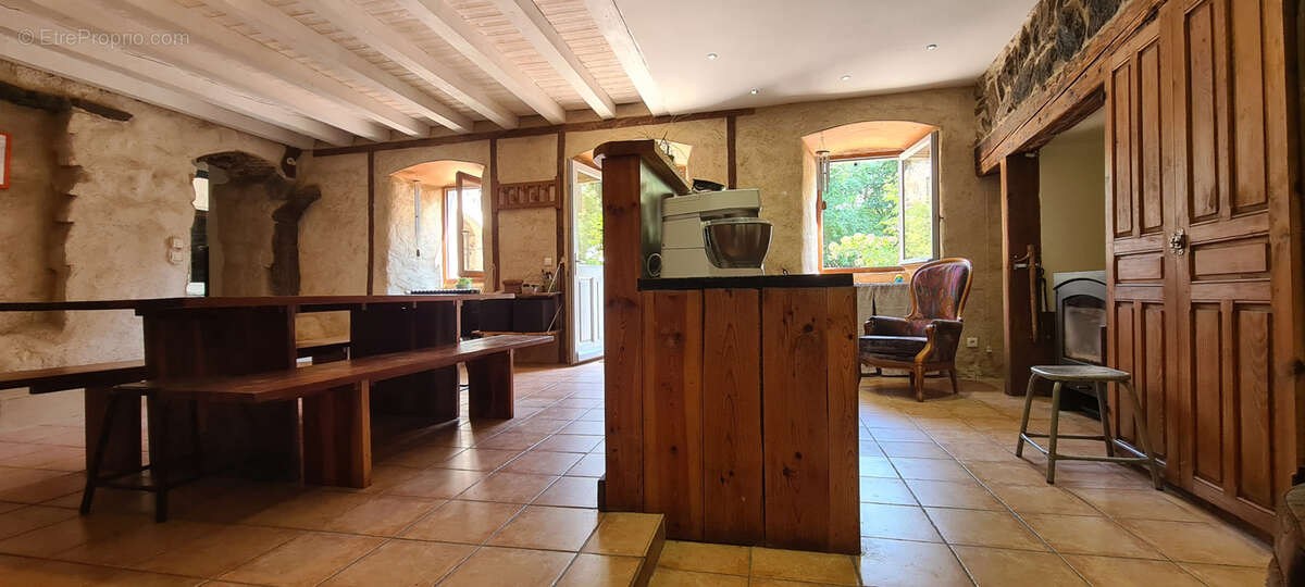 Maison à LES VASTRES