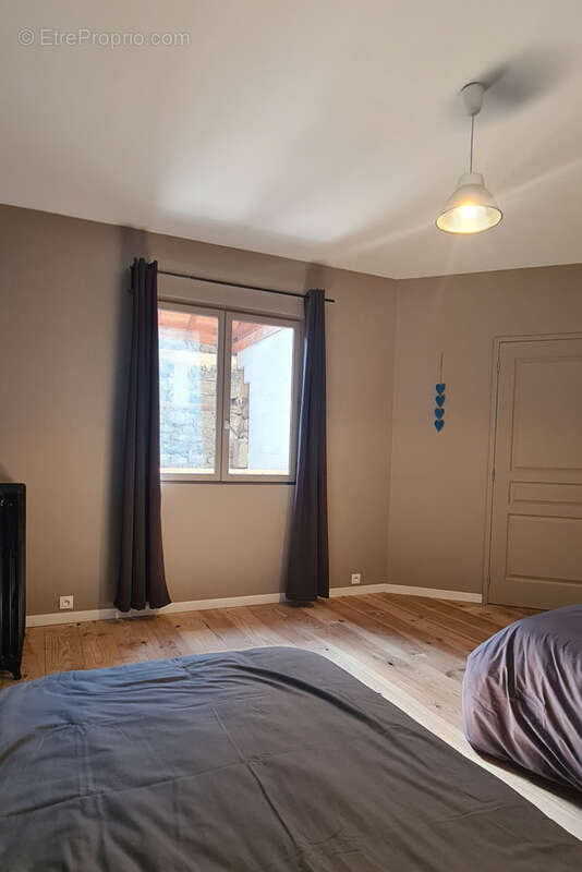 Maison à LES VASTRES