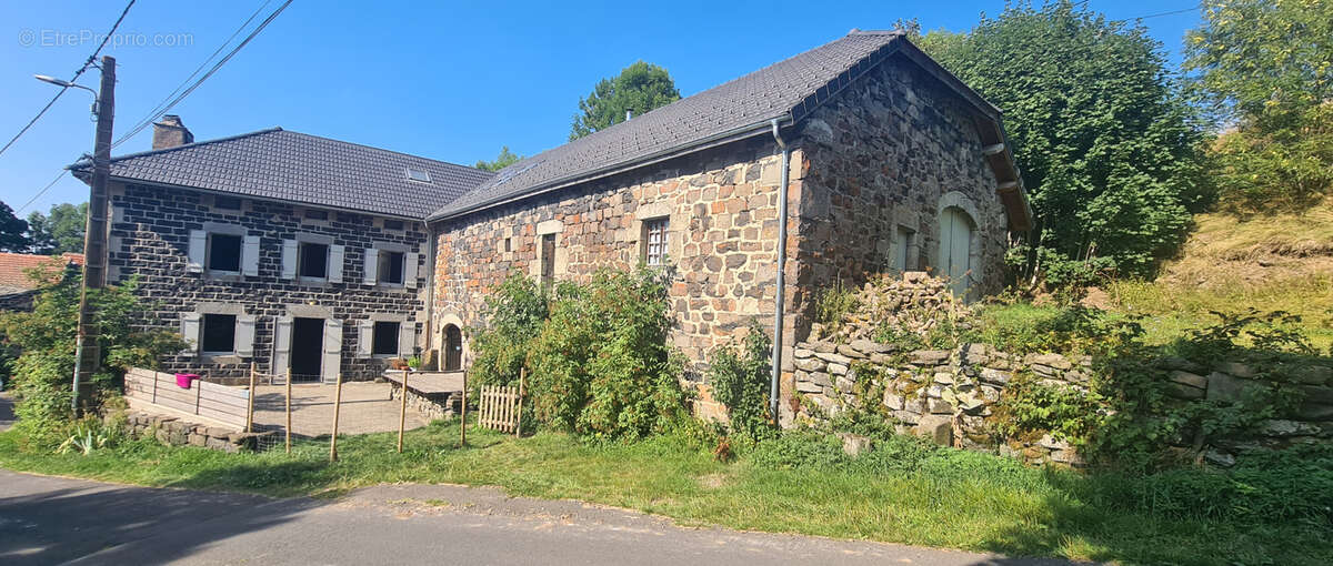 Maison à LES VASTRES