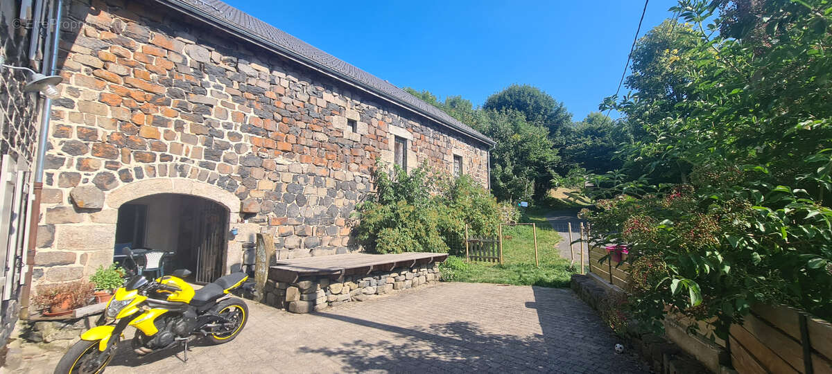 Maison à LES VASTRES