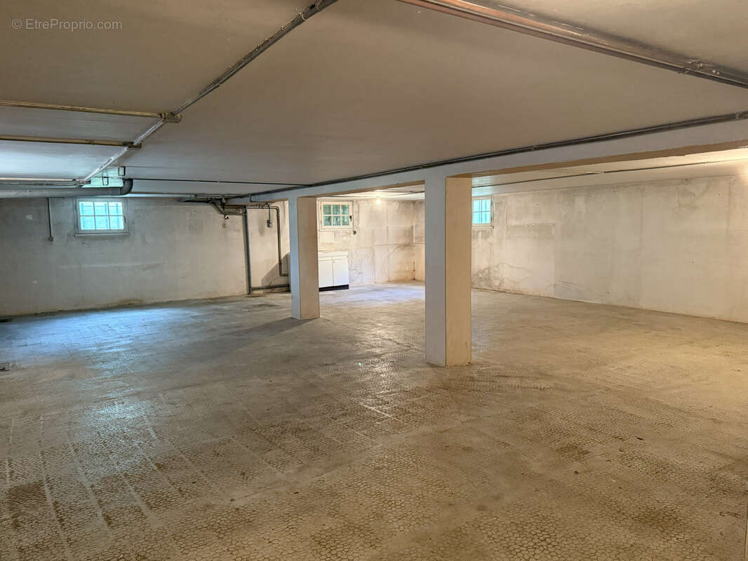 Maison à SALAISE-SUR-SANNE