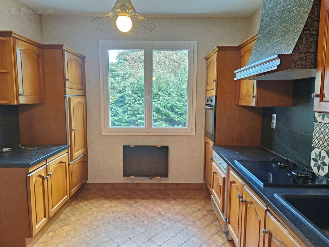 Maison à SALAISE-SUR-SANNE