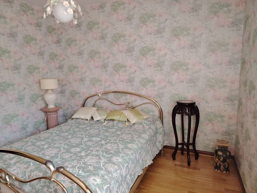 Maison à SALAISE-SUR-SANNE