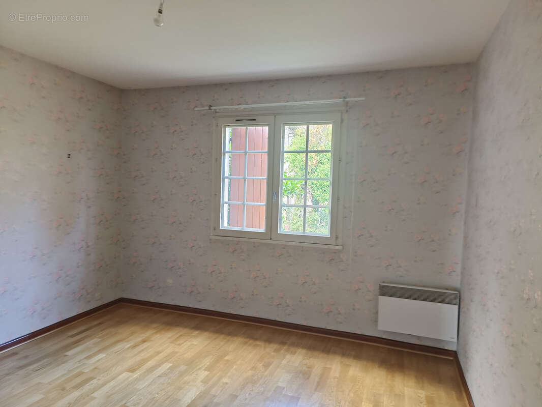 Maison à SALAISE-SUR-SANNE