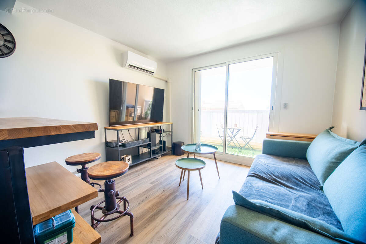 Appartement à CARQUEIRANNE