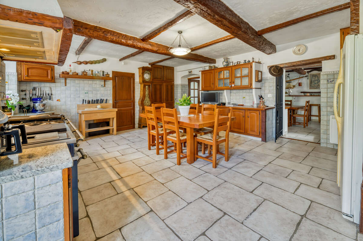 Appartement à L&#039;ESCARENE