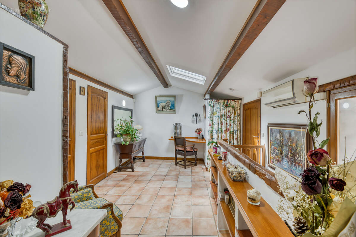 Appartement à L&#039;ESCARENE