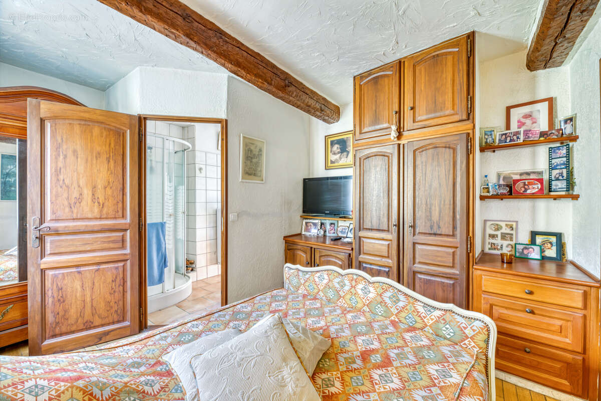 Appartement à L&#039;ESCARENE