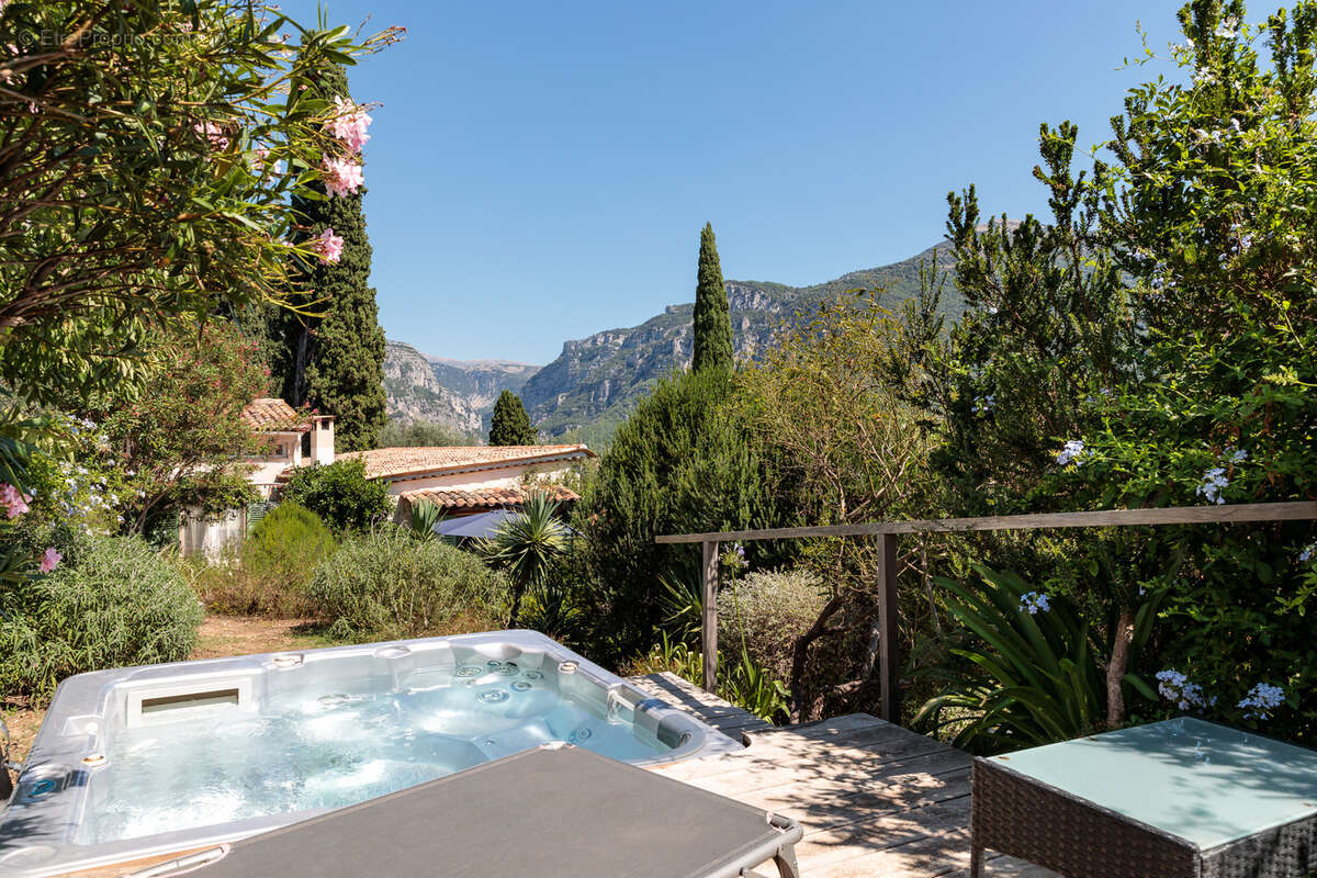 Maison à LE BAR-SUR-LOUP