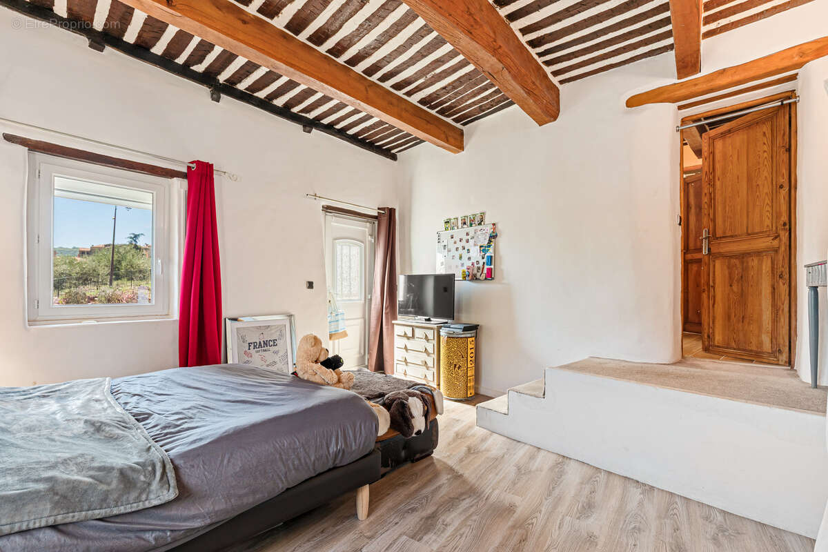 Maison à LE BAR-SUR-LOUP