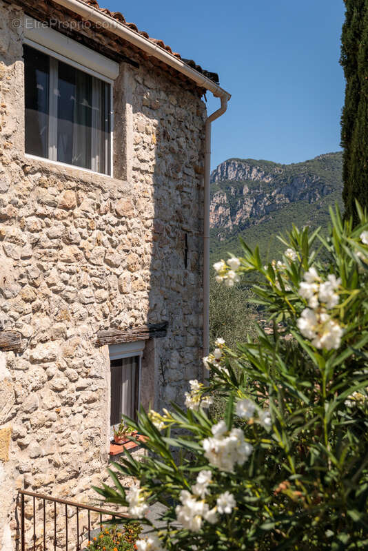 Maison à LE BAR-SUR-LOUP
