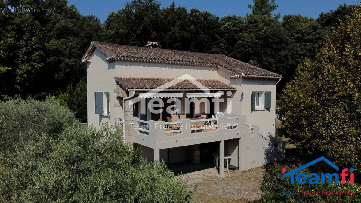 Maison à LES SALLES-DU-GARDON