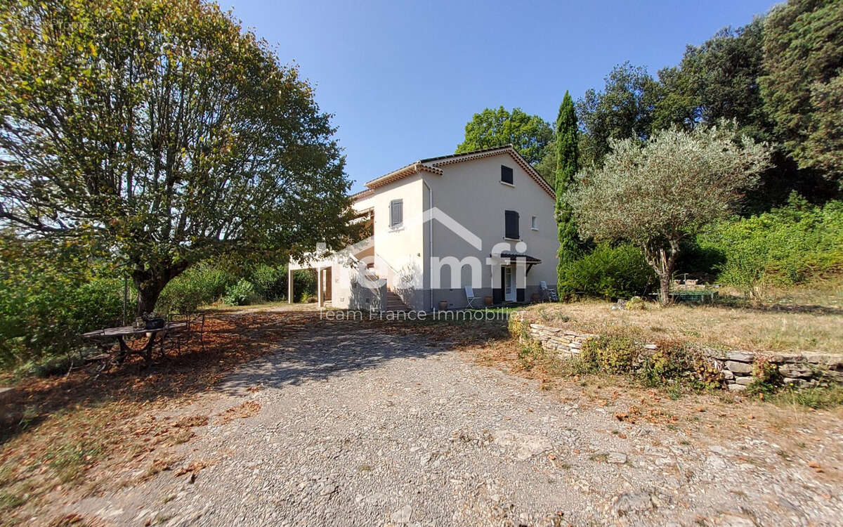 Maison à LES SALLES-DU-GARDON