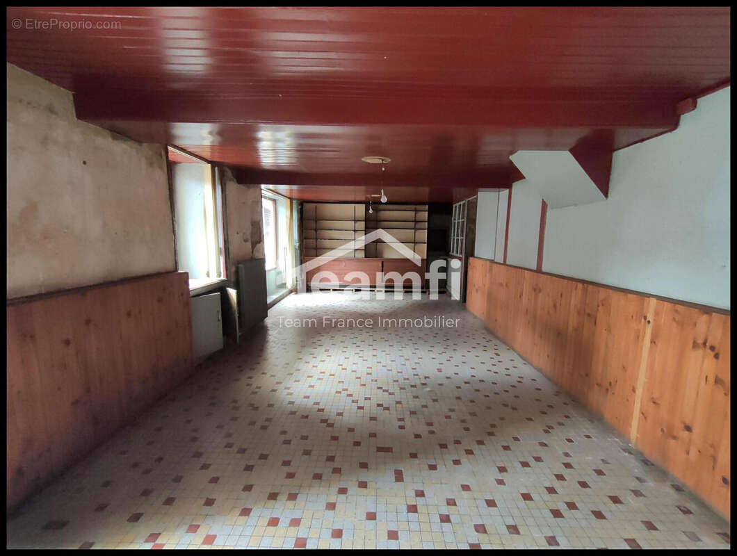 Appartement à THIERS