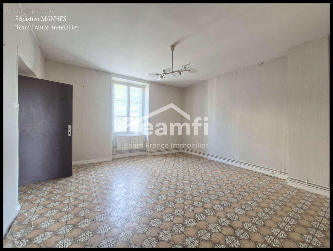 Appartement à THIERS