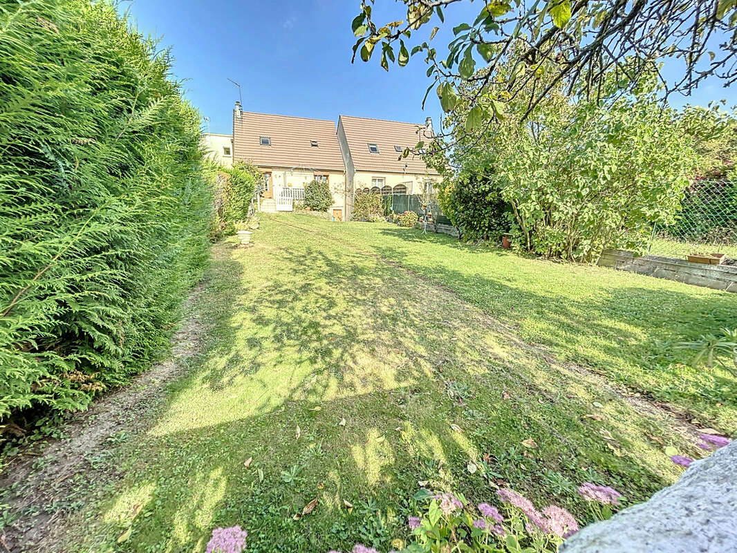 Maison à VILLEPINTE