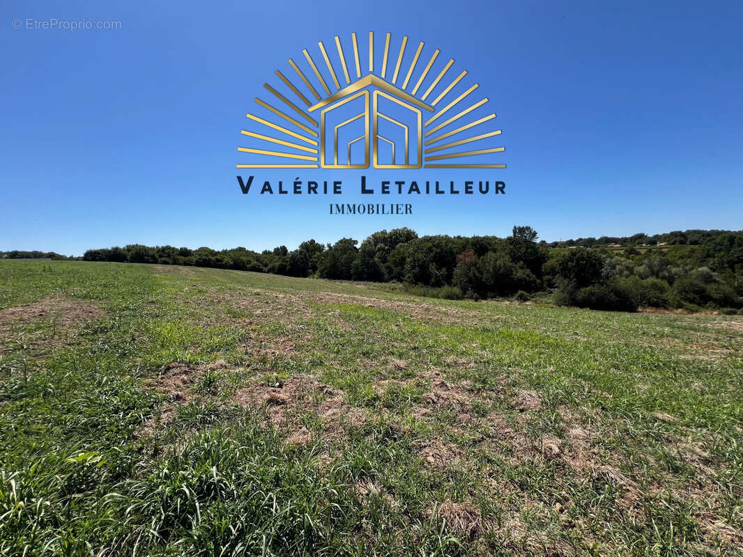 Terrain à POMPIGNAC