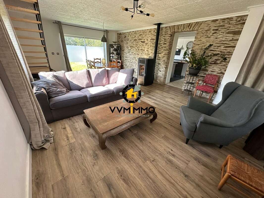 Maison à SAINT-MARS-DU-DESERT