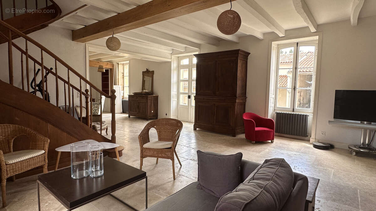 Maison à SAINT-JEAN-D&#039;ANGELY