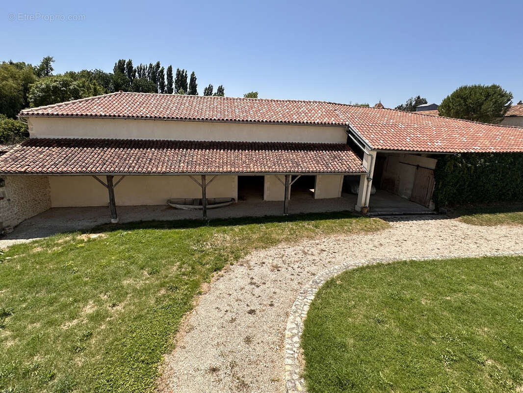 Maison à SAINT-JEAN-D&#039;ANGELY