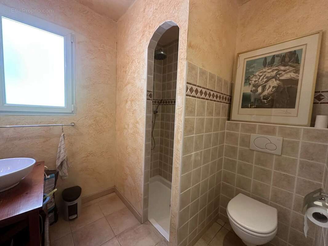 Maison à ROQUEBRUNE-SUR-ARGENS