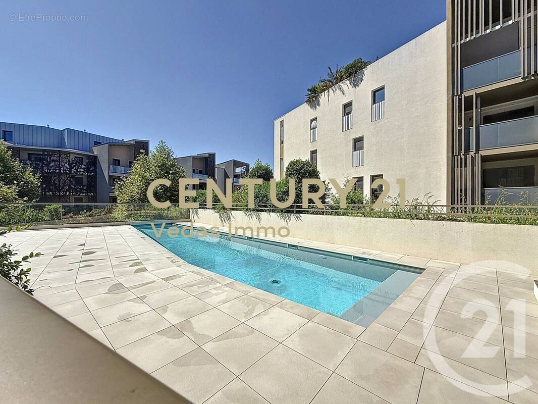 Appartement à SAINT-JEAN-DE-VEDAS