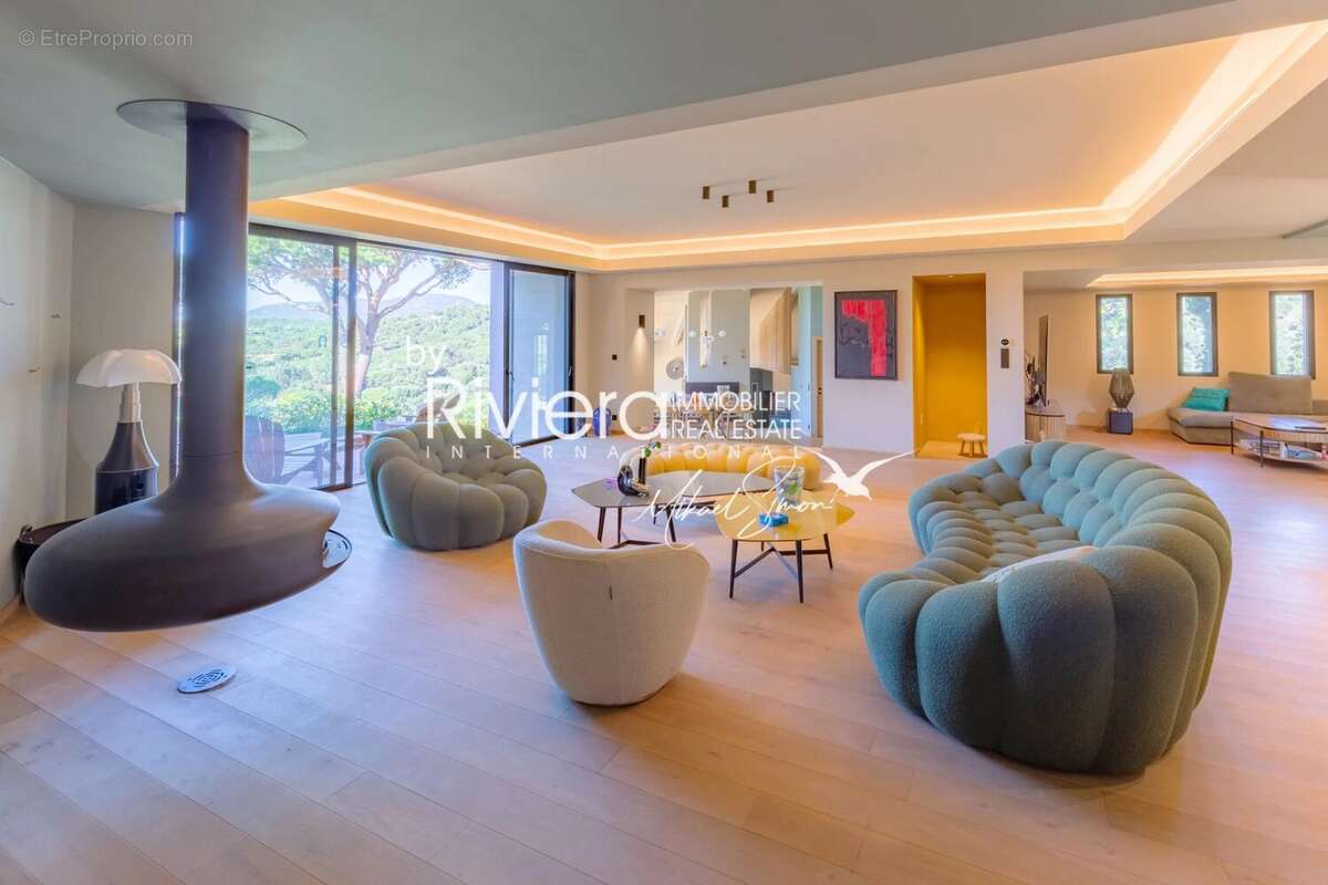 Maison à LA CROIX-VALMER