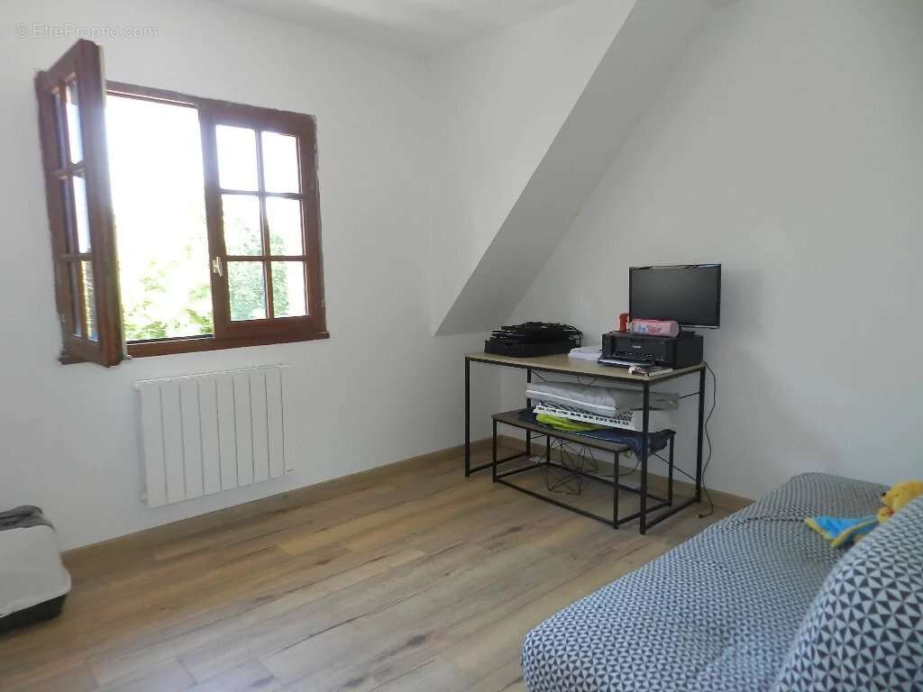 Maison à SAINT-PIERRE-SUR-DIVES