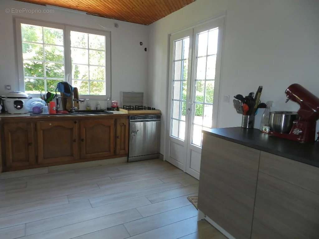 Maison à SAINT-PIERRE-SUR-DIVES