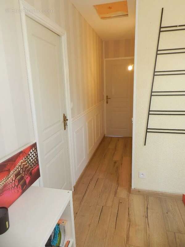 Maison à SAINT-PIERRE-SUR-DIVES