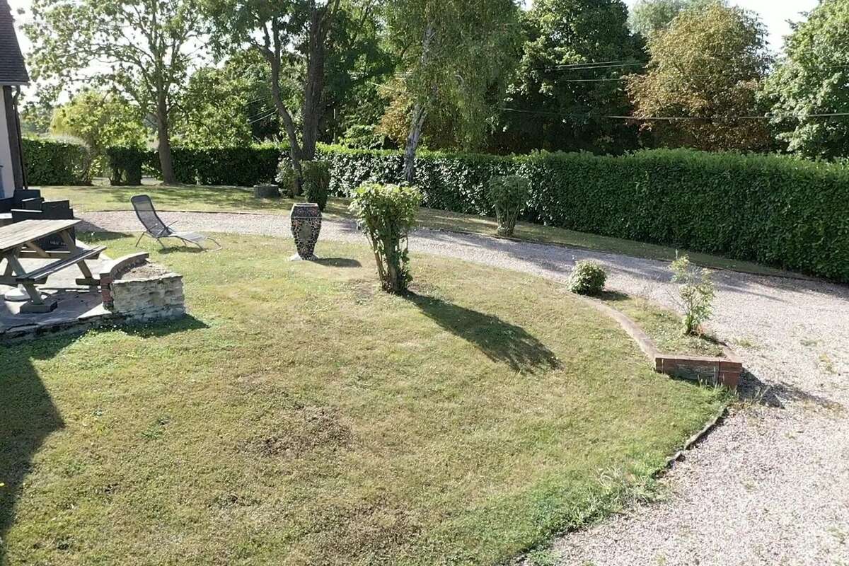 Maison à SAINT-PIERRE-SUR-DIVES